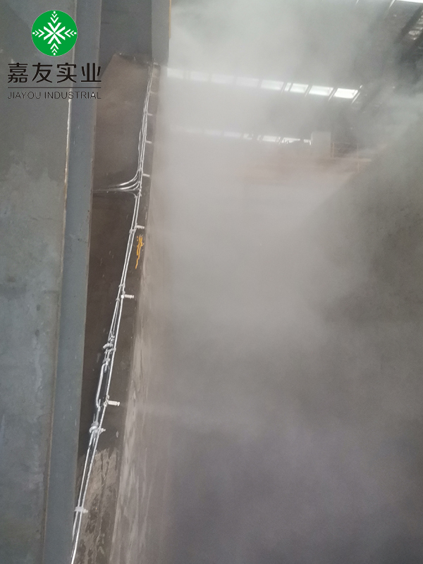 泰兴市申联环保科技有限公司堆土仓喷雾降尘系统 (2)