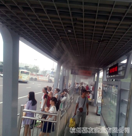宁波火车站喷雾降温案例3